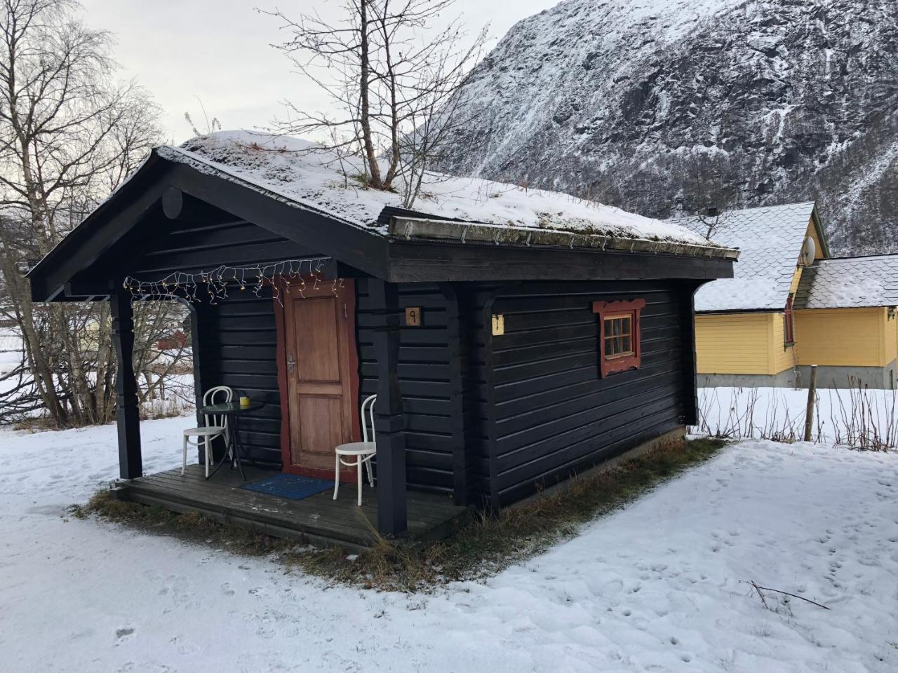 Skysstasjonen Cottages Røldal Extérieur photo