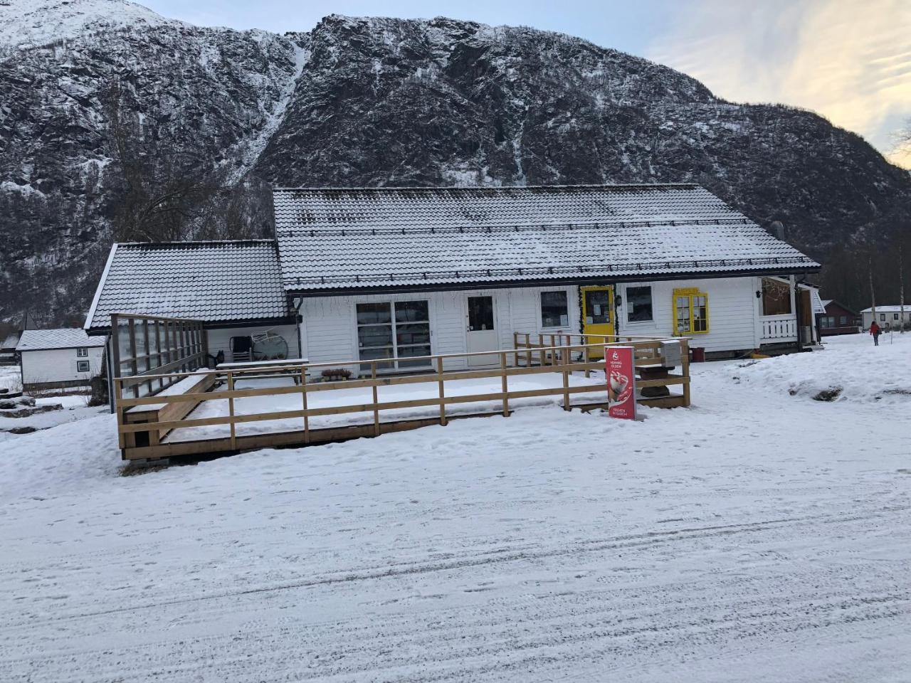 Skysstasjonen Cottages Røldal Extérieur photo